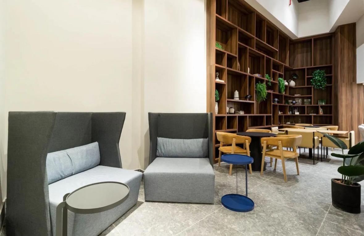 Apartemen Lindo Entre A Estacao Carioca E Cinelandia. *
