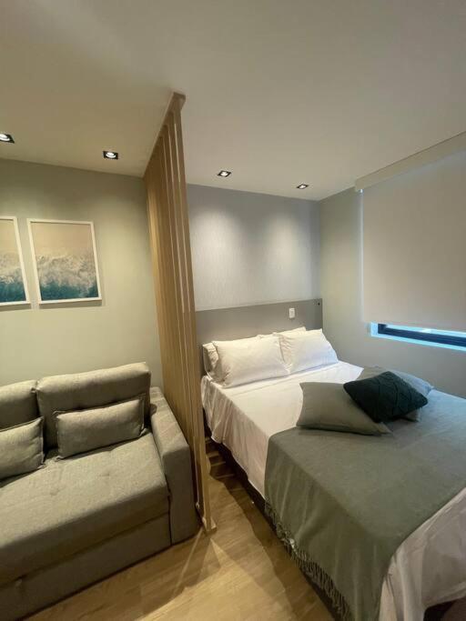 Apartemen Lindo Entre A Estacao Carioca E Cinelandia.